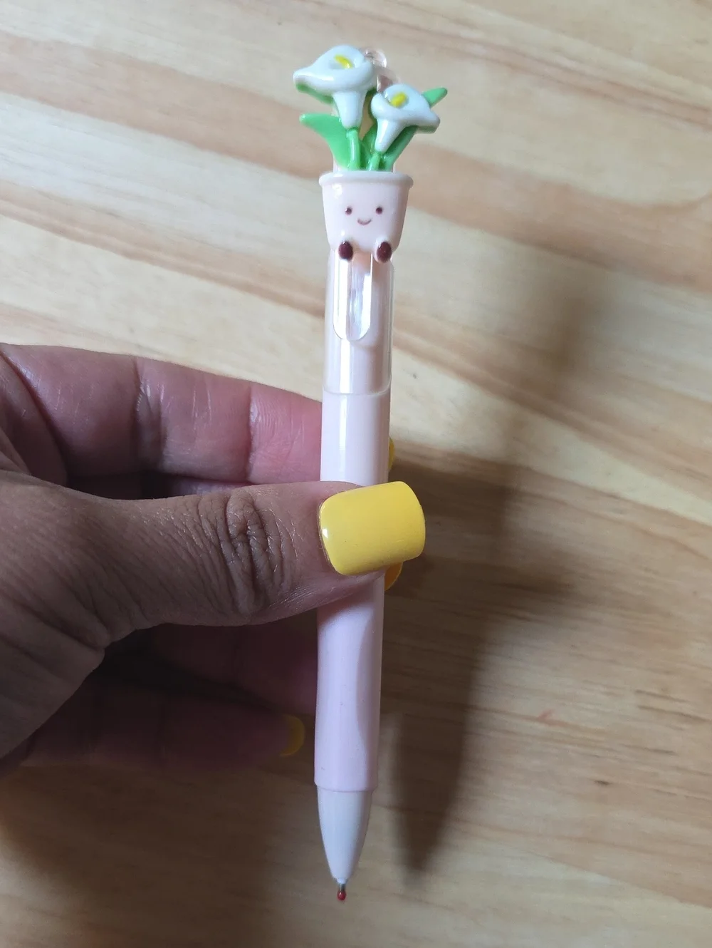 Plant-Themed Retractable Ballpoint Pen, Quick-Drying Floral Pens with Black Ink